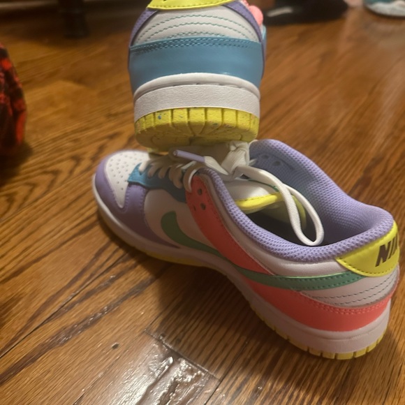 Nike Dunks - Picture 3 of 3